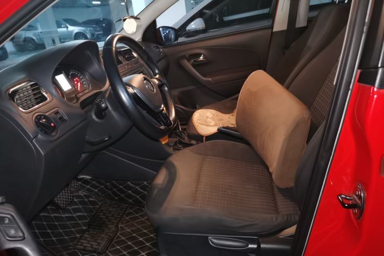 Used Volkswagen Polo 2016 1.6L Automatic Comfort Model Left Front Seat