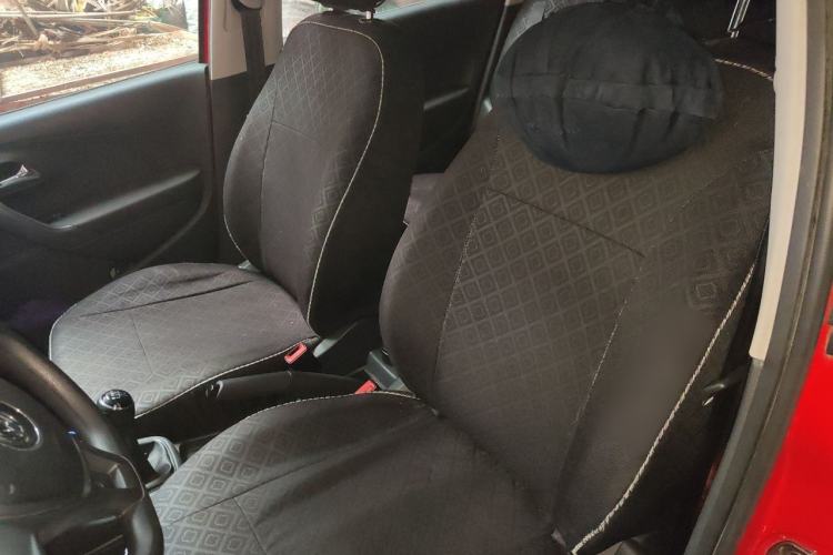 Used Volkswagen Polo 2016 1.4L Manual Fashion Model Left Front Seat
