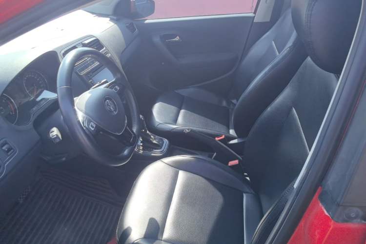 Used Volkswagen Polo 2016 1.6L Automatic Comfort Model Left Front Seat