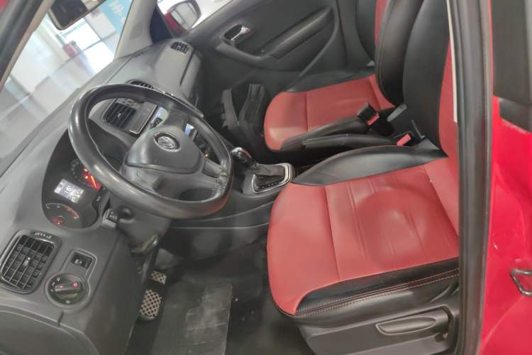 Used Volkswagen Polo 2016 1.4L Automatic Trendy Model Left Front Seat