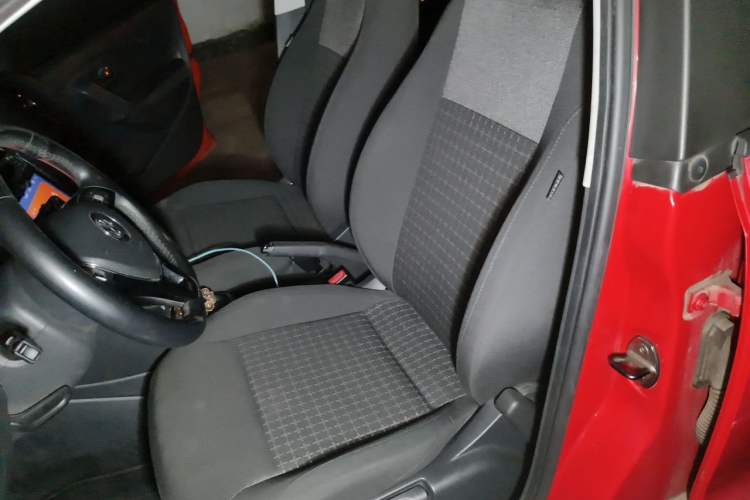 Used Volkswagen Polo 2016 1.6L Automatic Comfort Model Left Front Seat