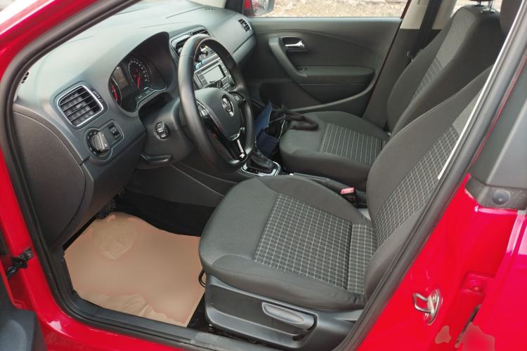Used Volkswagen Polo 2016 1.6L Automatic Comfort Model Left Front Seat