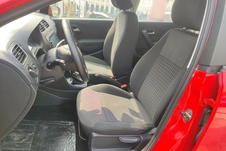 Used Volkswagen Polo 2016 1.6L Automatic Comfort Model Left Front Seat