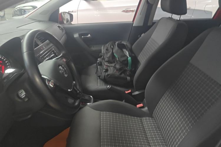Used Volkswagen Polo 2016 1.6L Automatic Comfort Model Left Front Seat