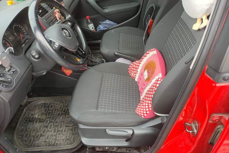 Used Volkswagen Polo 2016 1.6L Automatic Comfort Model Left Front Seat