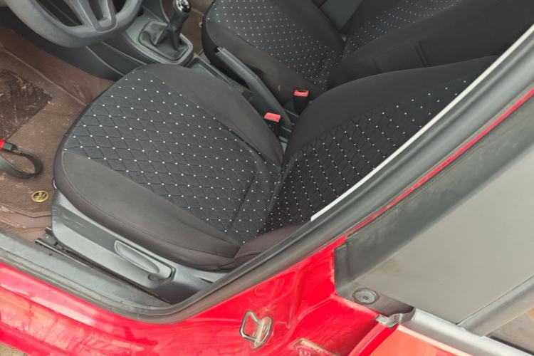 Used Volkswagen Polo 2016 1.4L Manual Fashion Model Left Front Seat