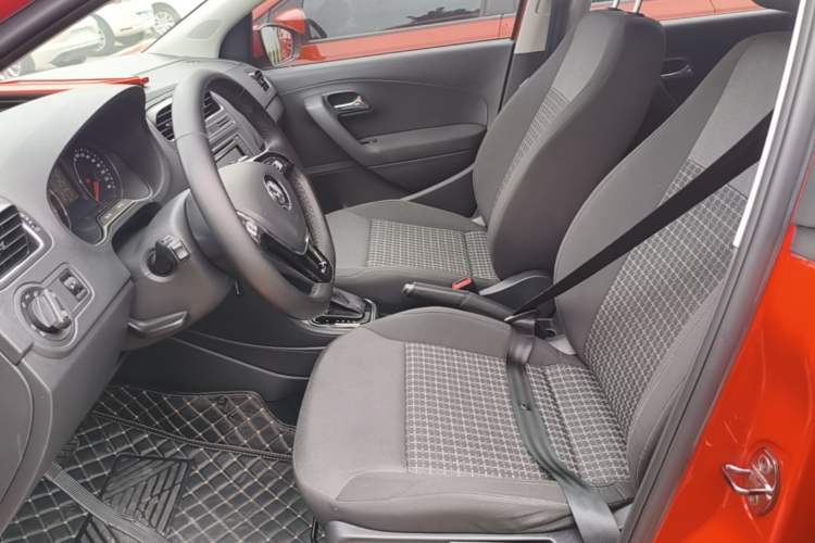 Used Volkswagen Polo 2016 1.6L Automatic Comfort Model Left Front Seat