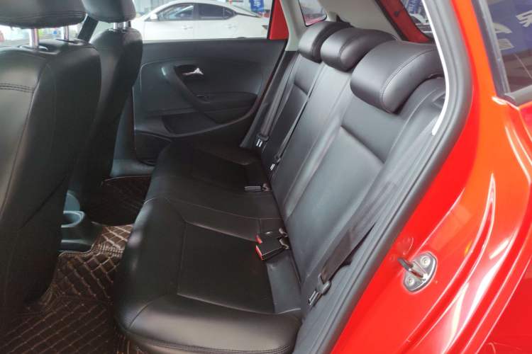 Used Volkswagen Polo 2016 1.4L Manual Fashion Model Left Rear Seat