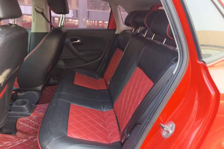 Used Volkswagen Polo 2016 1.4L Manual Fashion Model Left Rear Seat