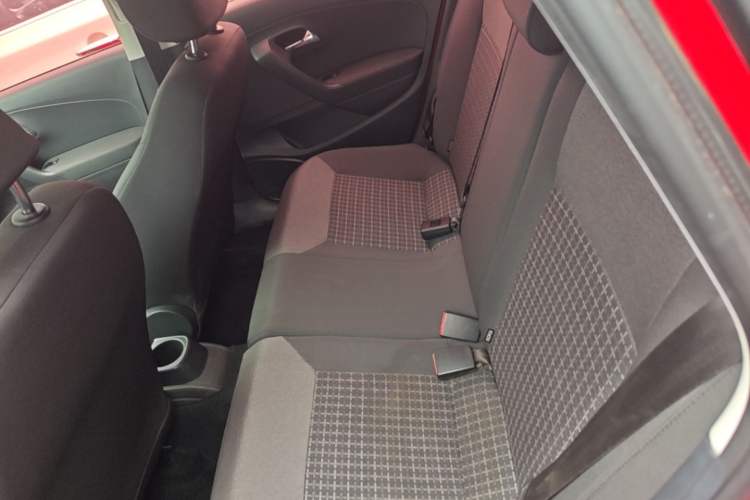 Used Volkswagen Polo 2016 1.6L Automatic Comfort Model Left Rear Seat
