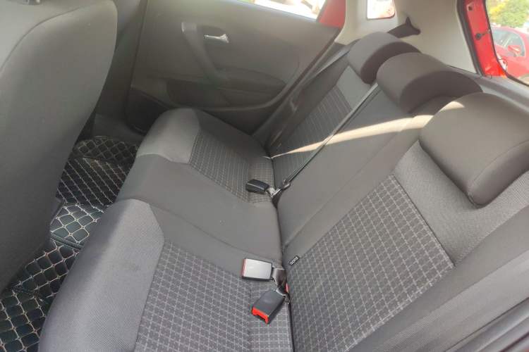 Used Volkswagen Polo 2016 1.6L Automatic Comfort Model Left Rear Seat