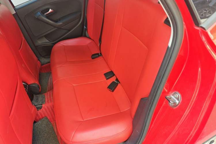 Used Volkswagen Polo 2016 1.4L Manual Fashion Model Left Rear Seat