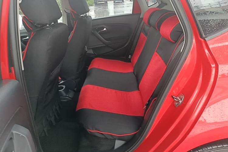 Used Volkswagen Polo 2016 1.4L Manual Fashion Model Left Rear Seat