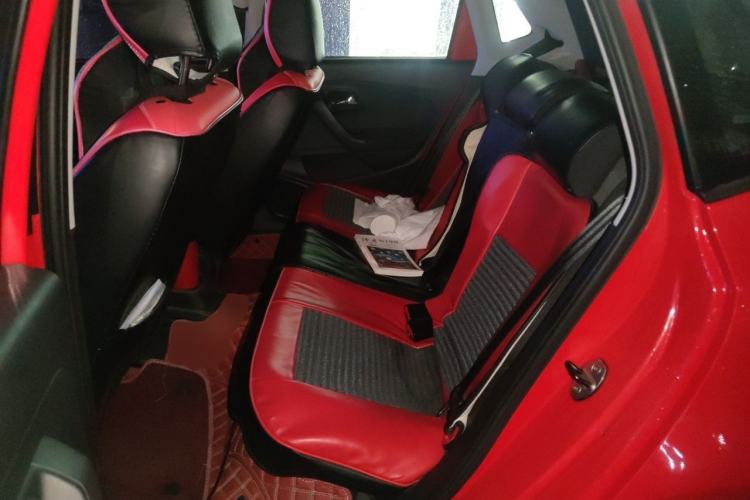 Used Volkswagen Polo 2016 1.6L Automatic Comfort Model Left Rear Seat