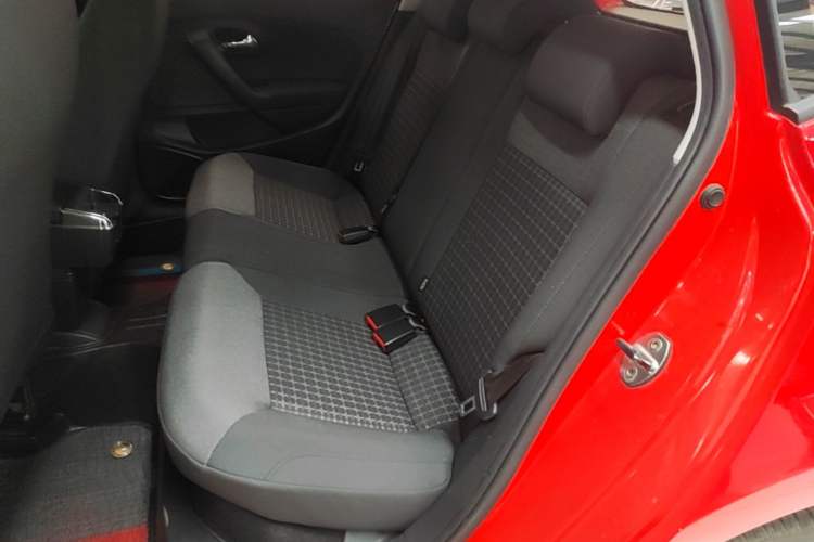 Used Volkswagen Polo 2016 1.6L Automatic Comfort Model Left Rear Seat