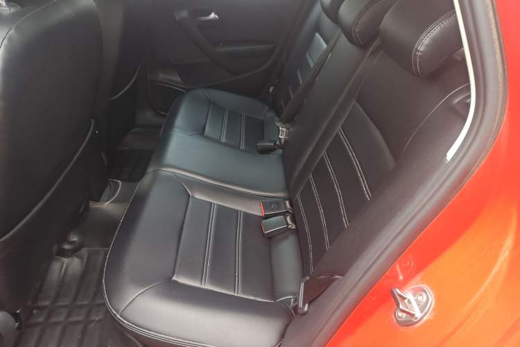 Used Volkswagen Polo 2016 1.6L Automatic Comfort Model Left Rear Seat