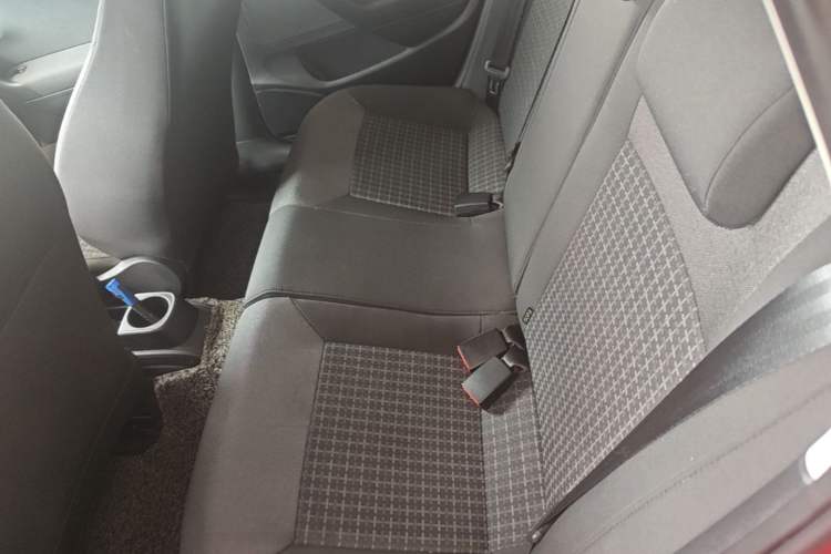 Used Volkswagen Polo 2016 1.6L Automatic Comfort Model Left Rear Seat