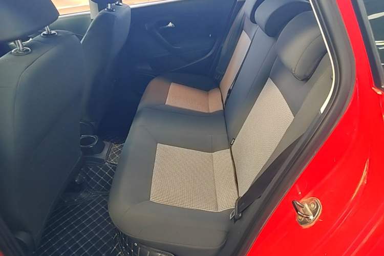 Used Volkswagen Polo 2016 1.4L Manual Fashion Model Left Rear Seat