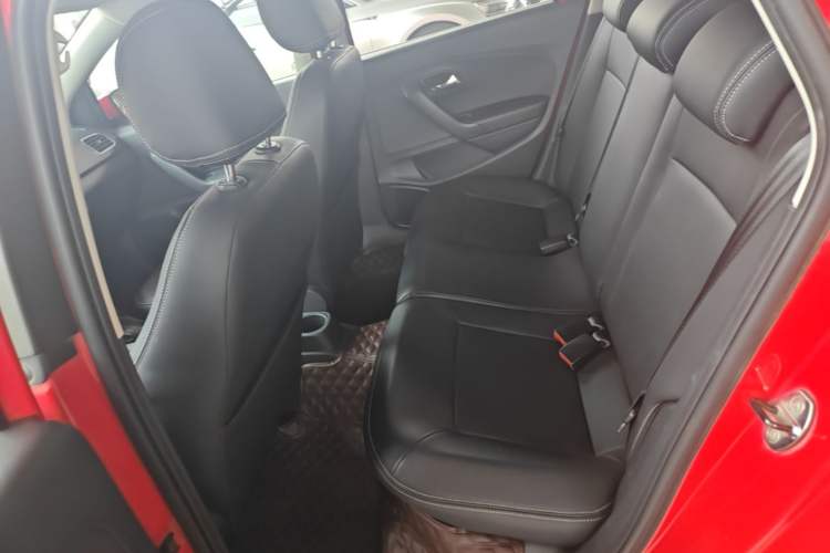 Used Volkswagen Polo 2016 1.6L Automatic Comfort Model Left Rear Seat