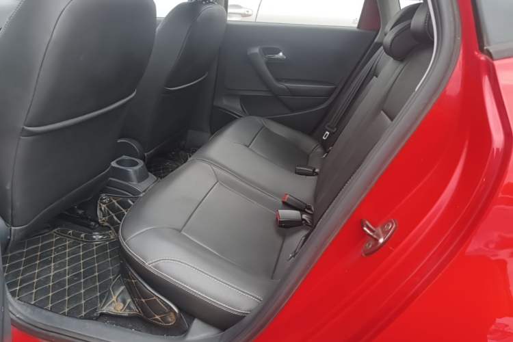 Used Volkswagen Polo 2016 1.6L Automatic Comfort Model Left Rear Seat
