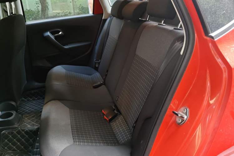 Used Volkswagen Polo 2016 1.6L Automatic Comfort Model Left Rear Seat