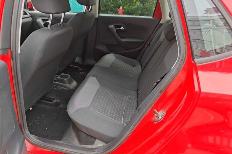 Used Volkswagen Polo 2016 1.6L Automatic Comfort Model Left Rear Seat