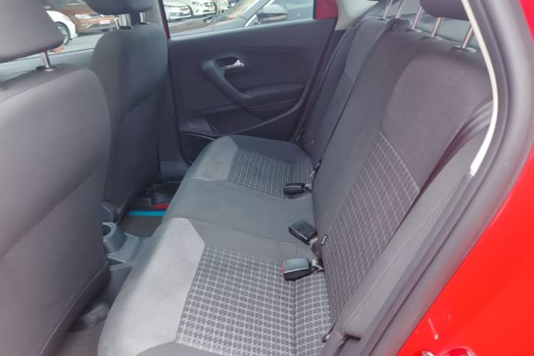 Used Volkswagen Polo 2016 1.6L Automatic Comfort Model Left Rear Seat