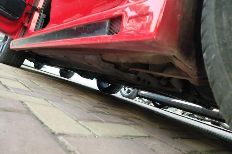 Used Volkswagen Polo 2016 1.4L Manual Fashion Model Left Side Sill