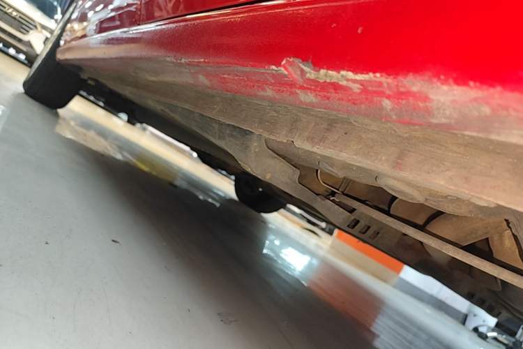 Used Volkswagen Polo 2016 1.6L Automatic Comfort Model Left Side Sill