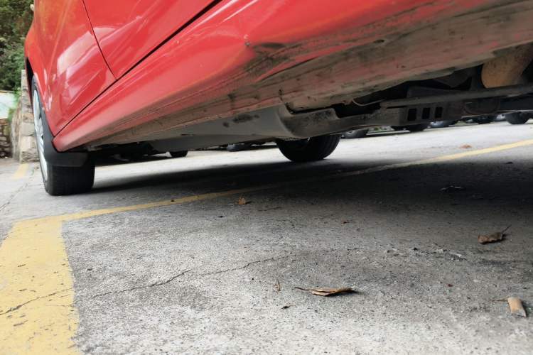 Used Volkswagen Polo 2016 1.6L Automatic Comfort Model Left Side Sill