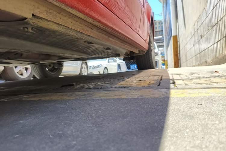 Used Volkswagen Polo 2016 1.6L Automatic Comfort Model Left Side Sill