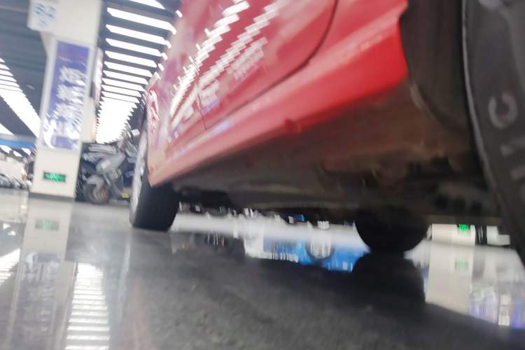 Used Volkswagen Polo 2016 1.6L Automatic Comfort Model Left Side Sill