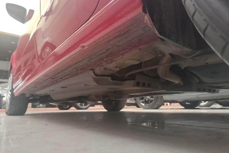 Used Volkswagen Polo 2016 1.6L Automatic Comfort Model Left Side Sill