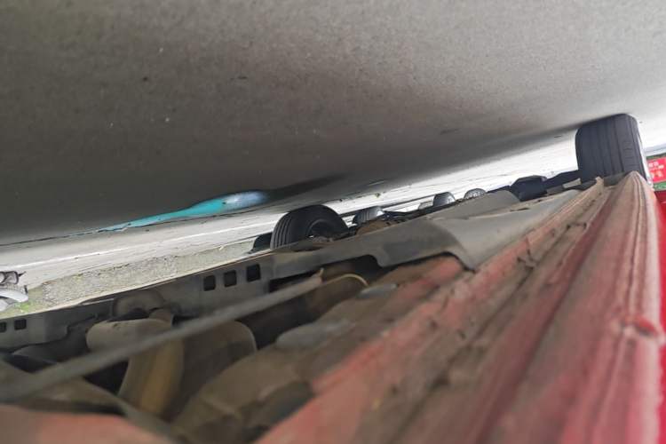 Used Volkswagen Polo 2016 1.6L Automatic Comfort Model Left Side Sill