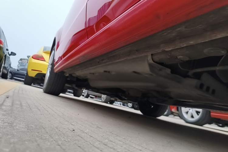 Used Volkswagen Polo 2016 1.6L Automatic Comfort Model Left Side Sill