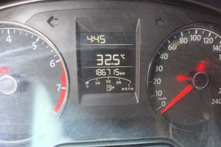 Used Volkswagen Polo 2016 1.4L Manual Fashion Model Odometer Close Up