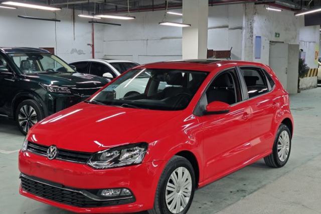 Used Volkswagen Polo 2016 1.6L Automatic Comfort Model