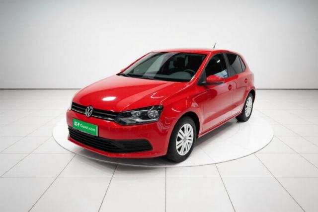 Ojetý Volkswagen Polo 2016 1.4L Automatic Trendy Model