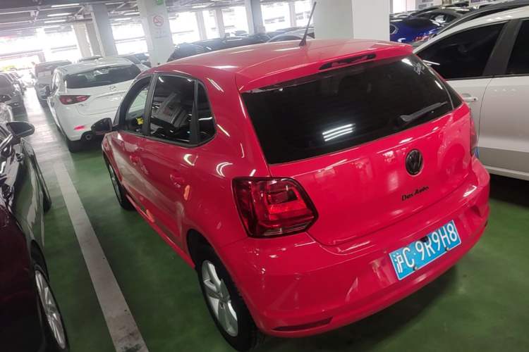 Used Volkswagen Polo 2016 1.4L Automatic Trendy Model Rear Left 45 Deg
