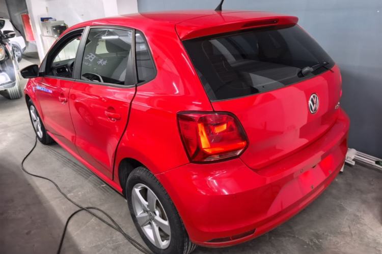 Used Volkswagen Polo 2016 1.6L Automatic Comfort Model Rear Left 45 Deg