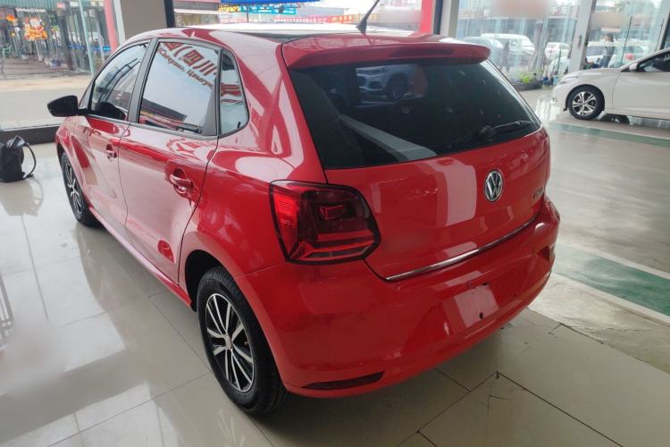 Used Volkswagen Polo 2016 1.4L Manual Fashion Model Rear Left 45 Deg