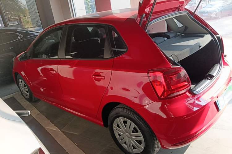 Used Volkswagen Polo 2016 1.4L Automatic Trendy Model Rear Left 45 Deg