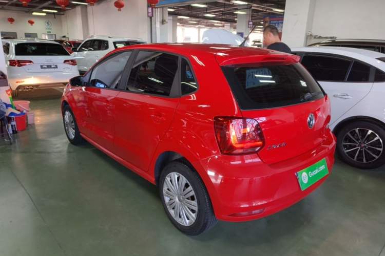 Used Volkswagen Polo 2016 1.6L Automatic Comfort Model Rear Left 45 Deg