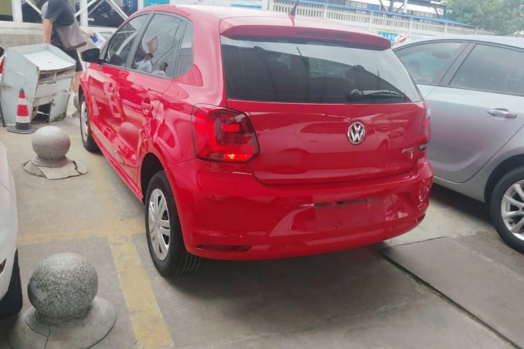 Used Volkswagen Polo 2016 1.4L Manual Fashion Model Rear Left 45 Deg