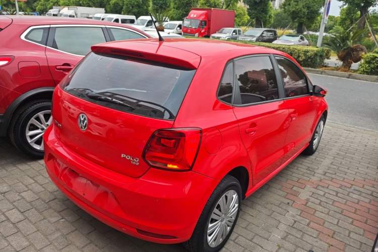Used Volkswagen Polo 2016 1.6L Automatic Comfort Model Rear Right 45 Deg