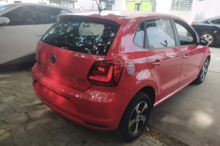 Used Volkswagen Polo 2016 1.4L Automatic Trendy Model Rear Right 45 Deg