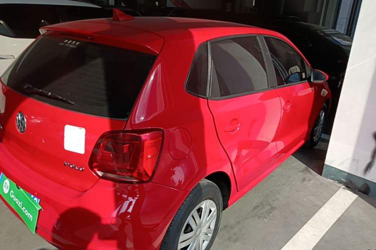Used Volkswagen Polo 2016 1.4L Automatic Trendy Model Rear Right 45 Deg