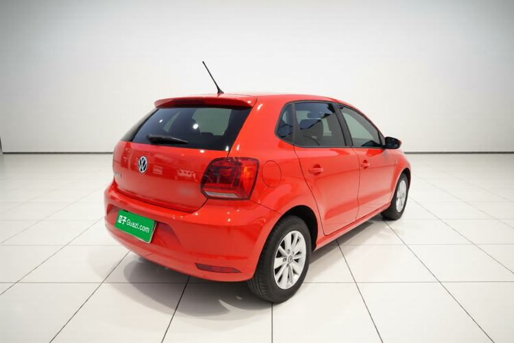 Used Volkswagen Polo 2016 1.4L Manual Fashion Model Rear Right 45 Deg
