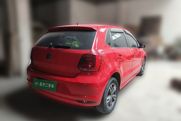 Used Volkswagen Polo 2016 1.4L Manual Fashion Model Rear Right 45 Deg