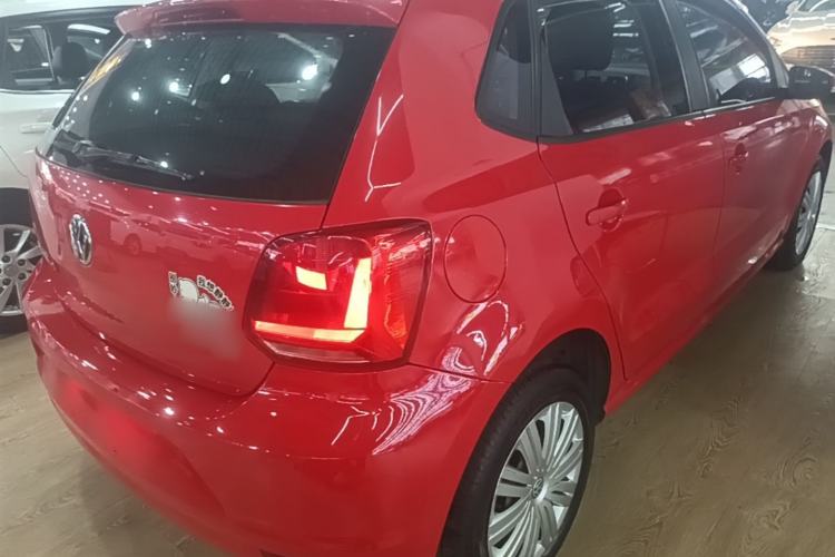 Used Volkswagen Polo 2016 1.6L Automatic Comfort Model Rear Right 45 Deg